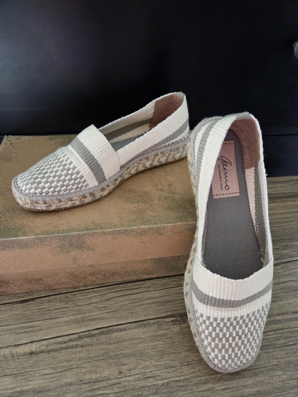 Gaimo Slip-On Knit Espadrille Flats in Cream & Gray (Size 39))
